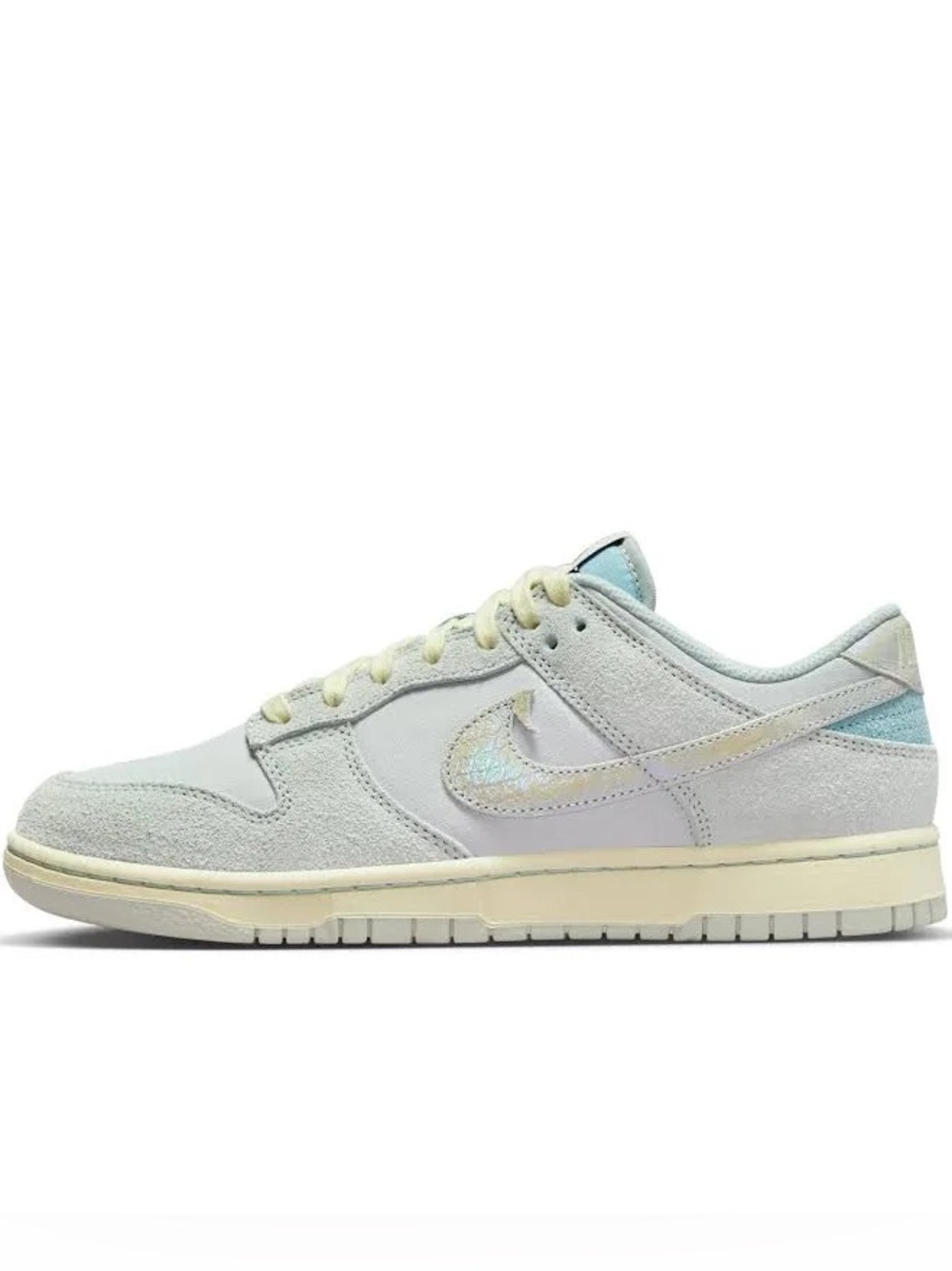 Nike Dunk Low SE 'Gone Fishing -
Chinook Salmon' men’s 10